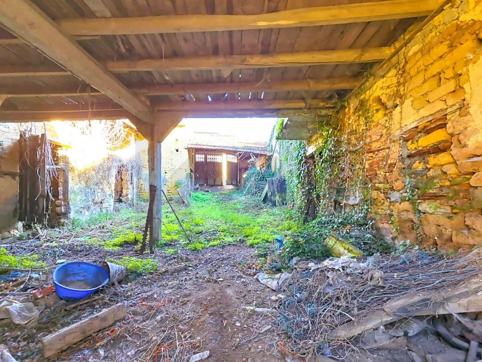 Moradia T4 para Venda em São João de Loure e Frossos Foto 16