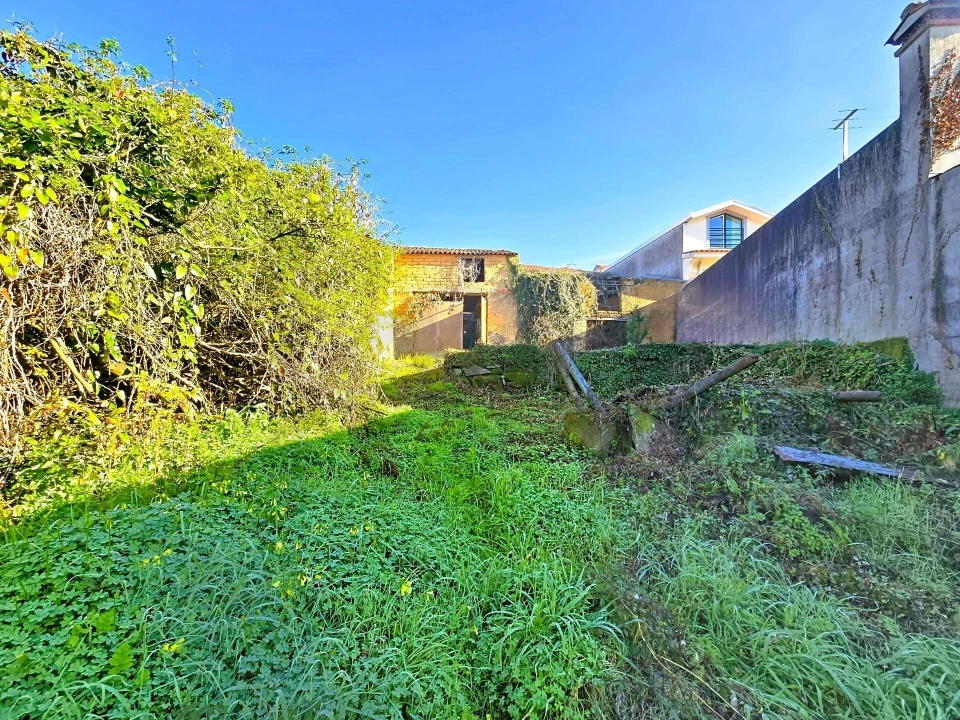 Moradia T4 para Venda em São João de Loure e Frossos Foto 25