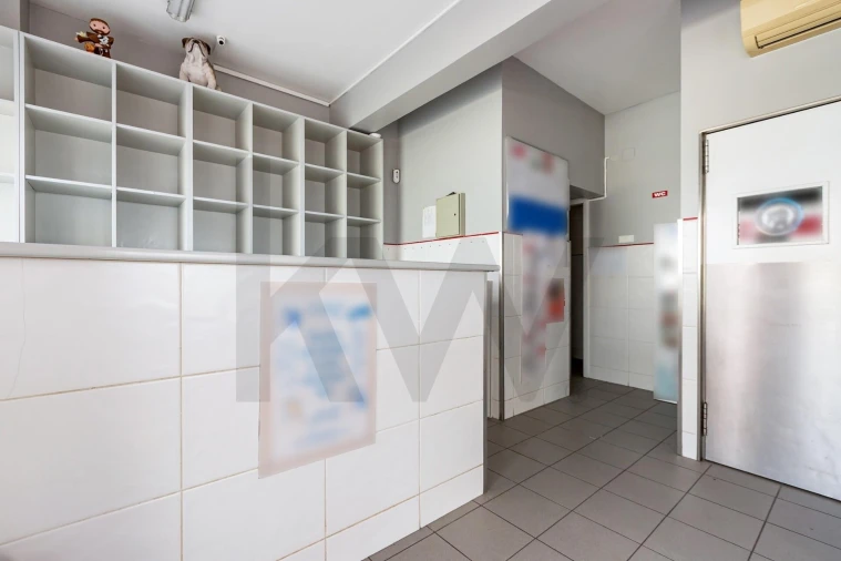 Loja para Venda em Algueirão-Mem Martins Foto 5