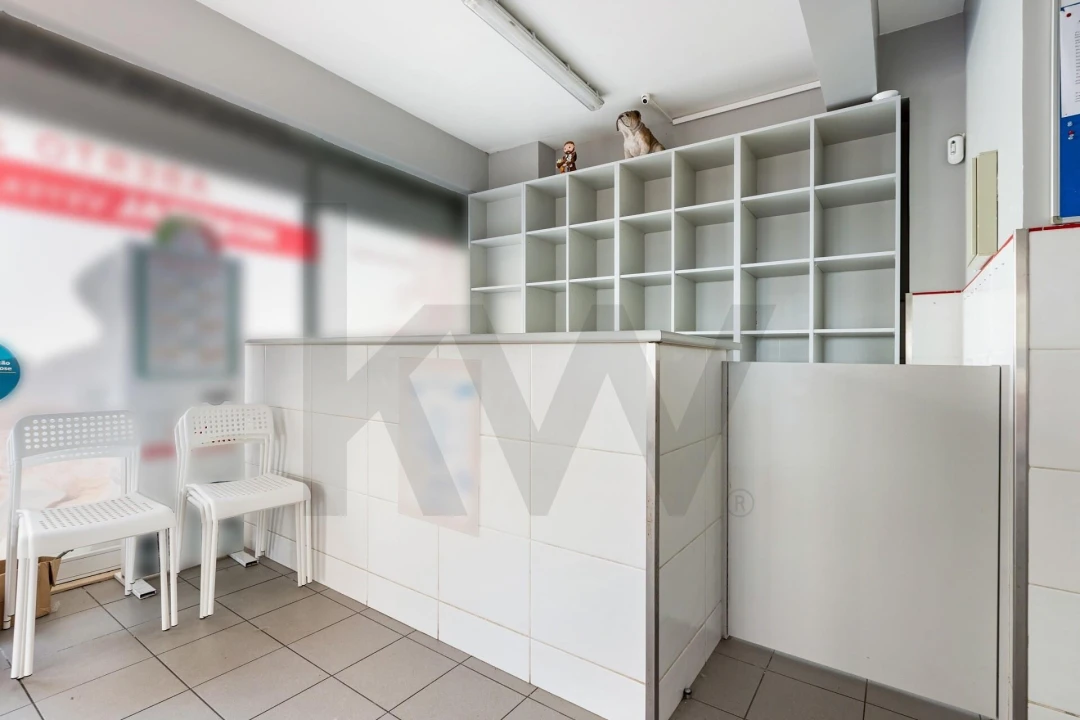 Loja para Venda em Algueirão-Mem Martins Foto 3