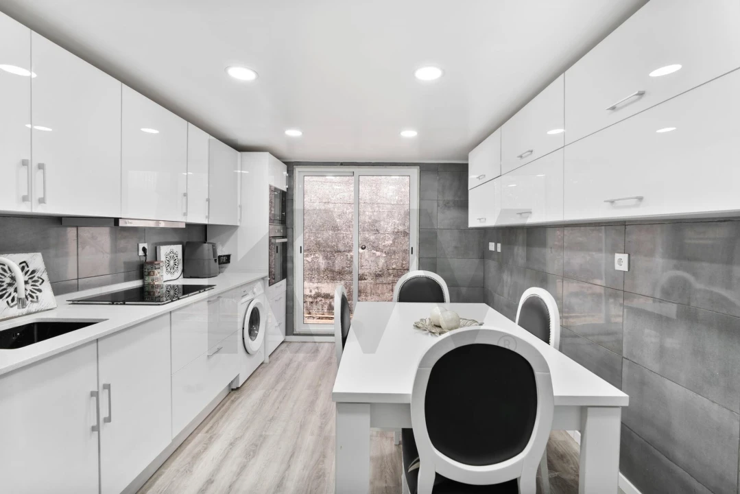 Moradia T2 para Venda em Queluz e Belas Foto 6