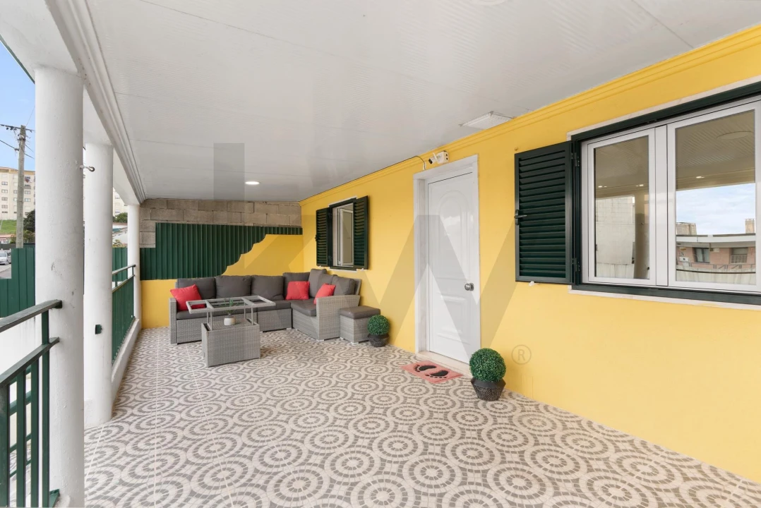 Moradia T2 para Venda em Queluz e Belas Foto 2