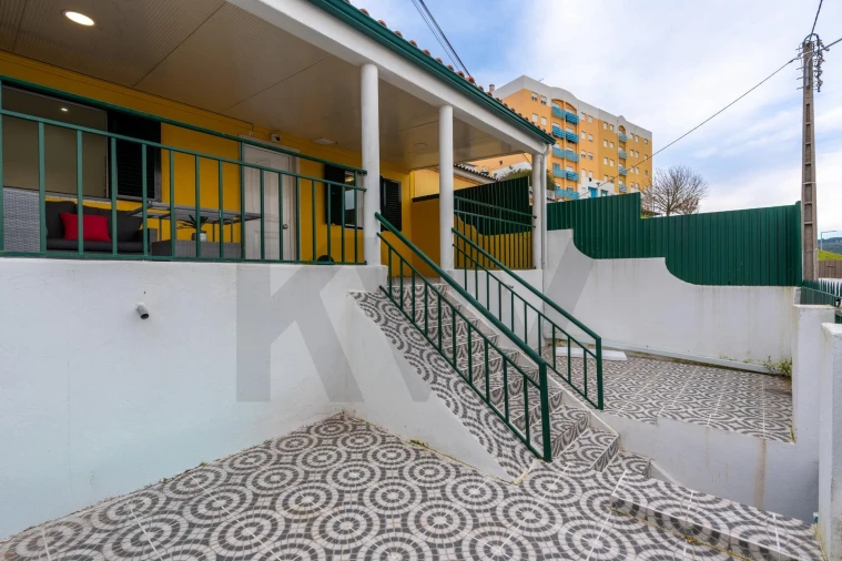 Moradia T2 para Venda em Queluz e Belas Foto 27