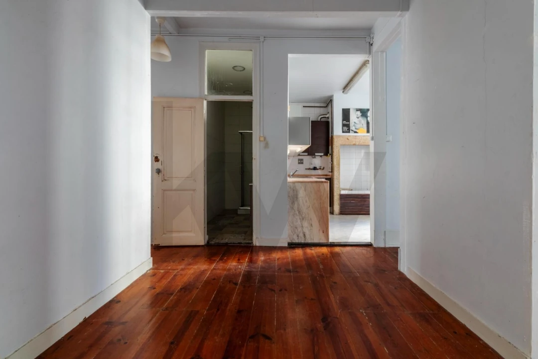 Apartamento T2 para Venda em Arroios Foto 9