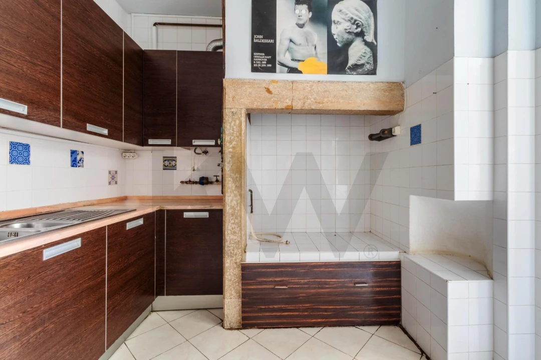 Apartamento T2 para Venda em Arroios Foto 3