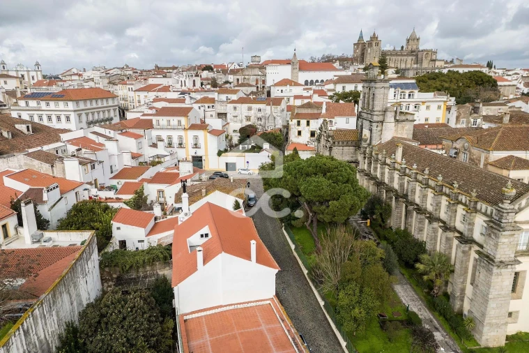 Moradia T4 para Venda em Évora (São Mamede, Sé, São Pedro e Santo Antão) Foto 86