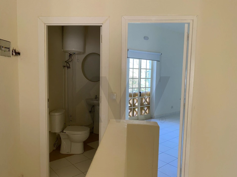 Loja para Arrendamento em Albufeira e Olhos de Água Foto 32