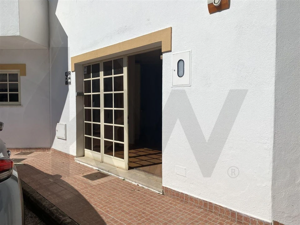 Loja para Arrendamento em Albufeira e Olhos de Água Foto 6