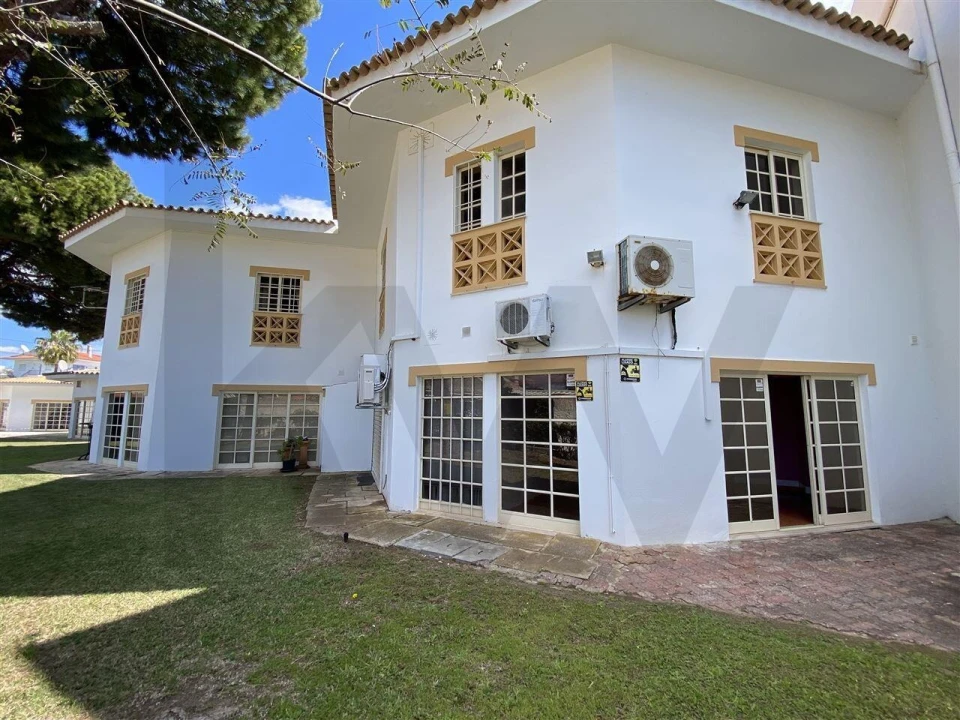 Loja para Arrendamento em Albufeira e Olhos de Água Foto 16