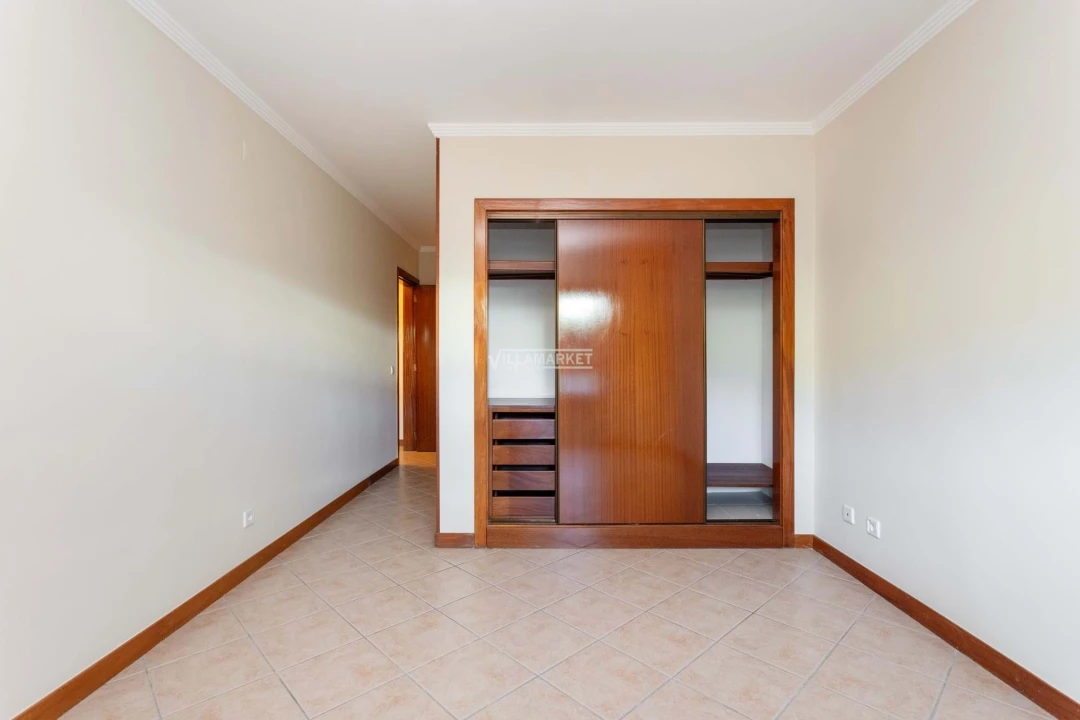 Apartamento T2 para Venda em Albufeira e Olhos de Água Foto 12