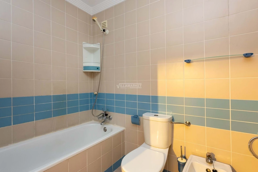 Apartamento T2 para Venda em Albufeira e Olhos de Água Foto 13