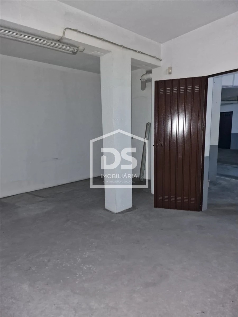 Loja para Venda em Marrazes e Barosa Foto 18