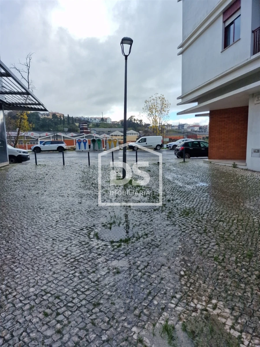 Loja para Venda em Marrazes e Barosa Foto 21
