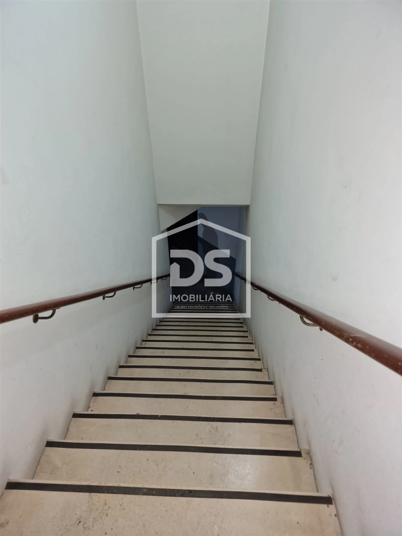 Loja para Venda em Marrazes e Barosa Foto 10