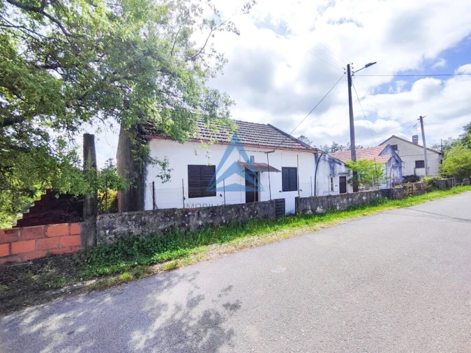 Moradia T2 para Venda em Abiul Foto 3