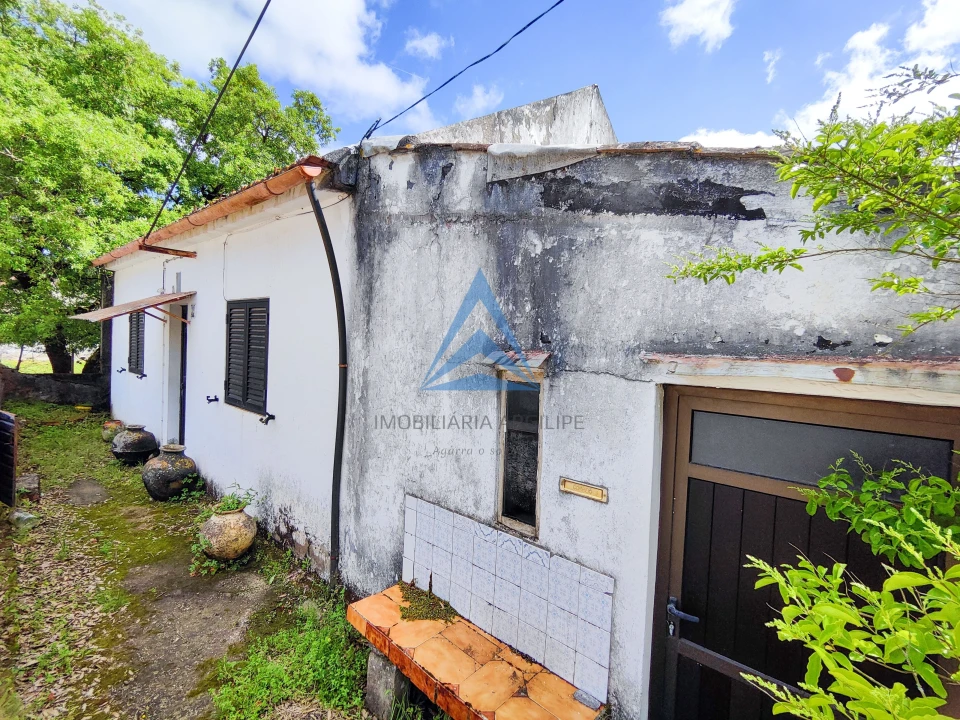 Moradia T2 para Venda em Abiul Foto 6