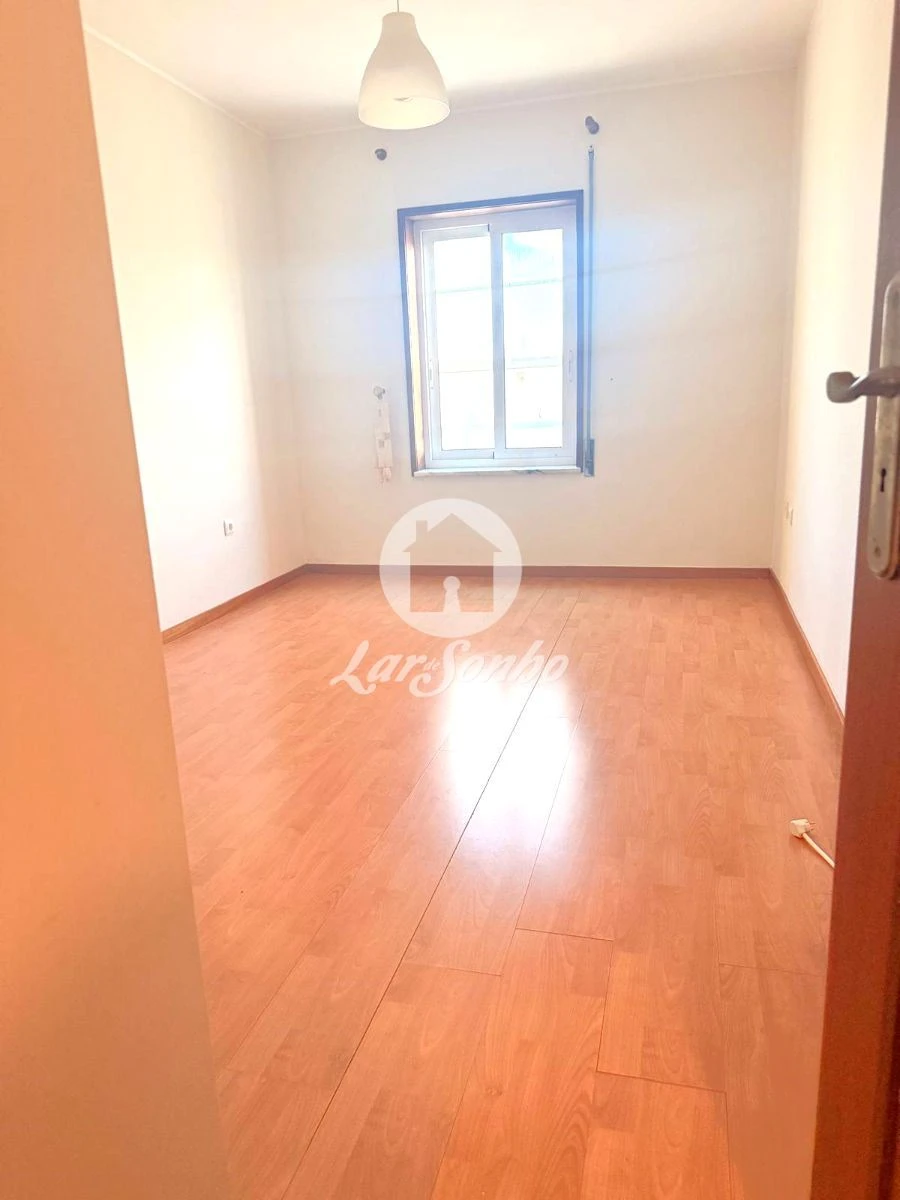 Apartamento T3 para Venda em Forjães Foto 16