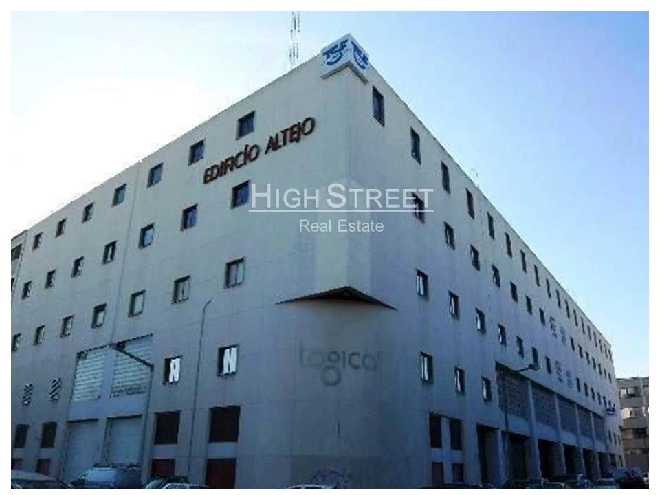 Armazém para Arrendamento em Beato Foto 1