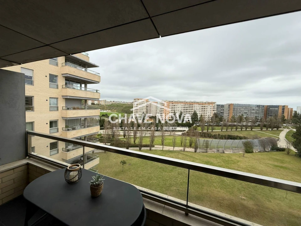 Apartamento T4 para Venda em Lumiar Foto 1