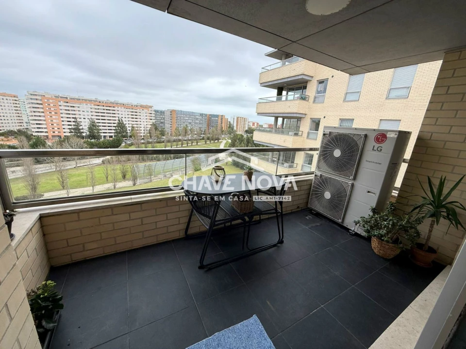 Apartamento T4 para Venda em Lumiar Foto 13