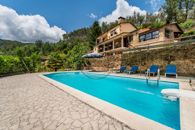 Quinta T4 para Venda em Fermedo Foto 4