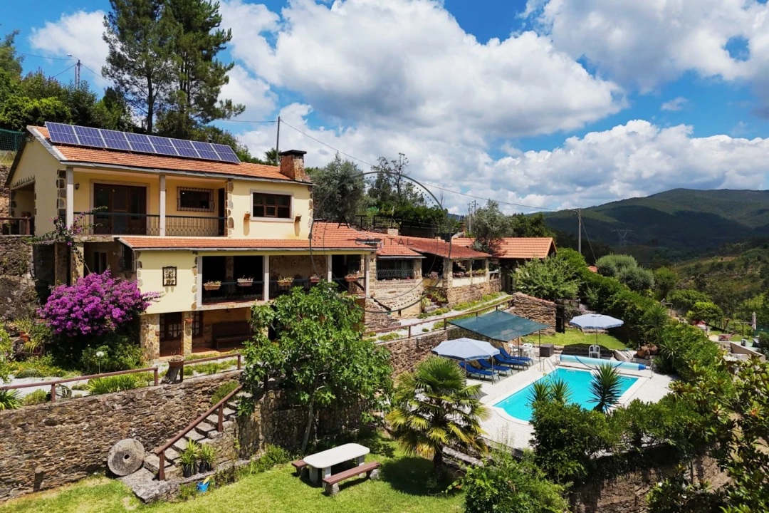 Quinta T4 para Venda em Fermedo Foto 2