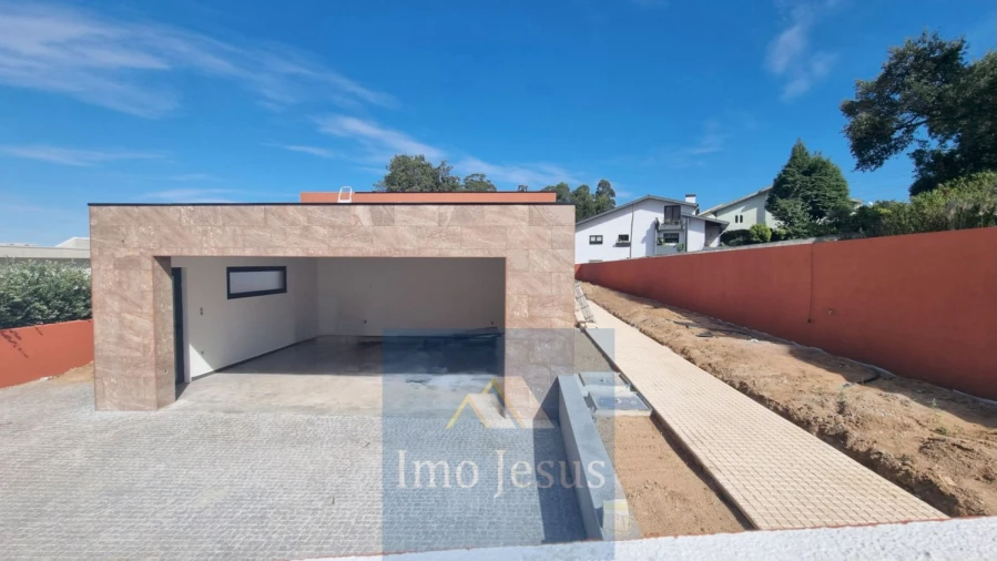 Moradia T3 para Venda em Pedroso e Seixezelo Foto 28