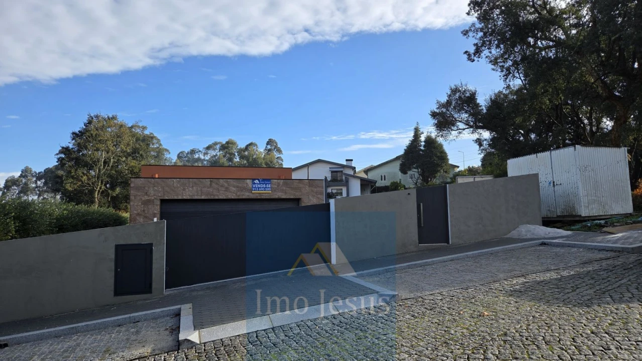 Moradia T3 para Venda em Pedroso e Seixezelo Foto 40