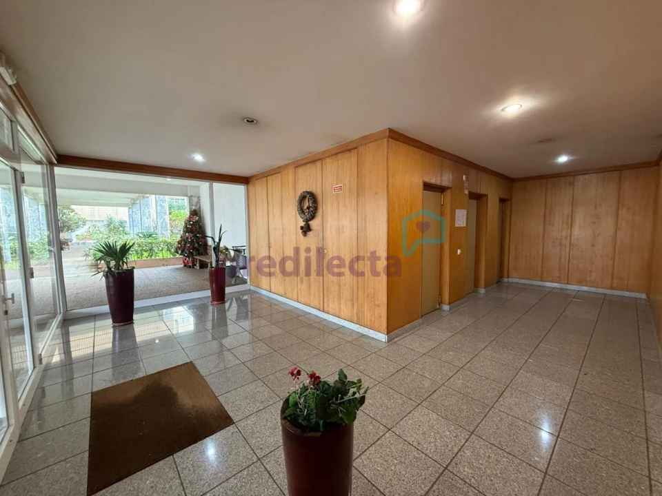 Apartamento T2 para Arrendamento em Paranhos Foto 1