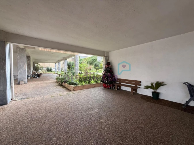 Apartamento T2 para Arrendamento em Paranhos Foto 4