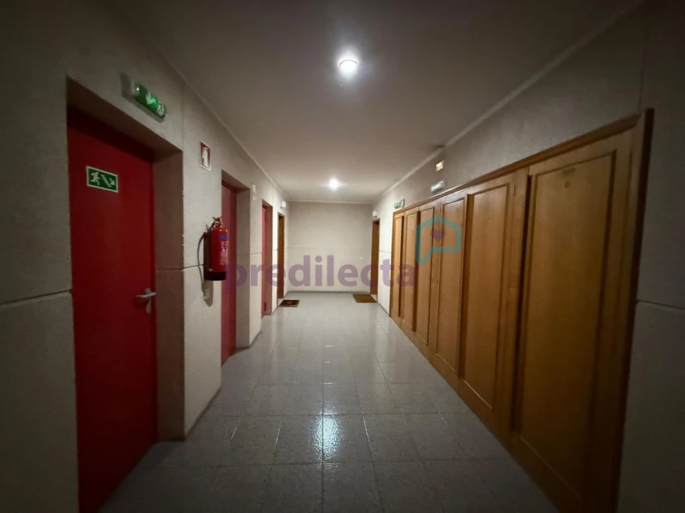 Apartamento T2 para Arrendamento em Paranhos Foto 3