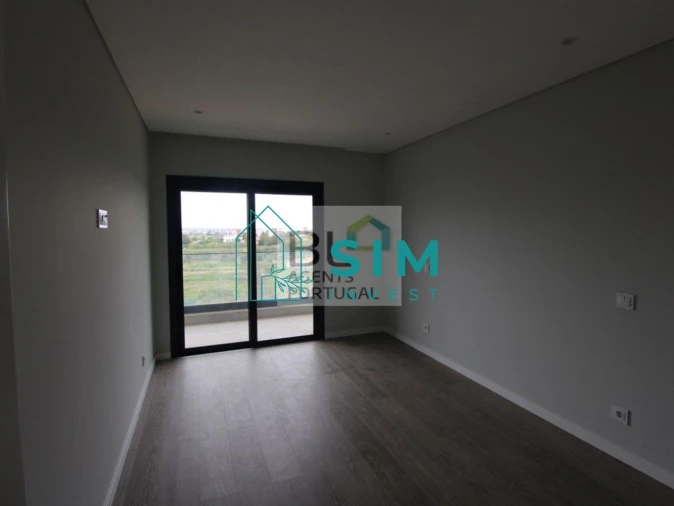 Apartamento T3 para Venda em Montenegro Foto 17