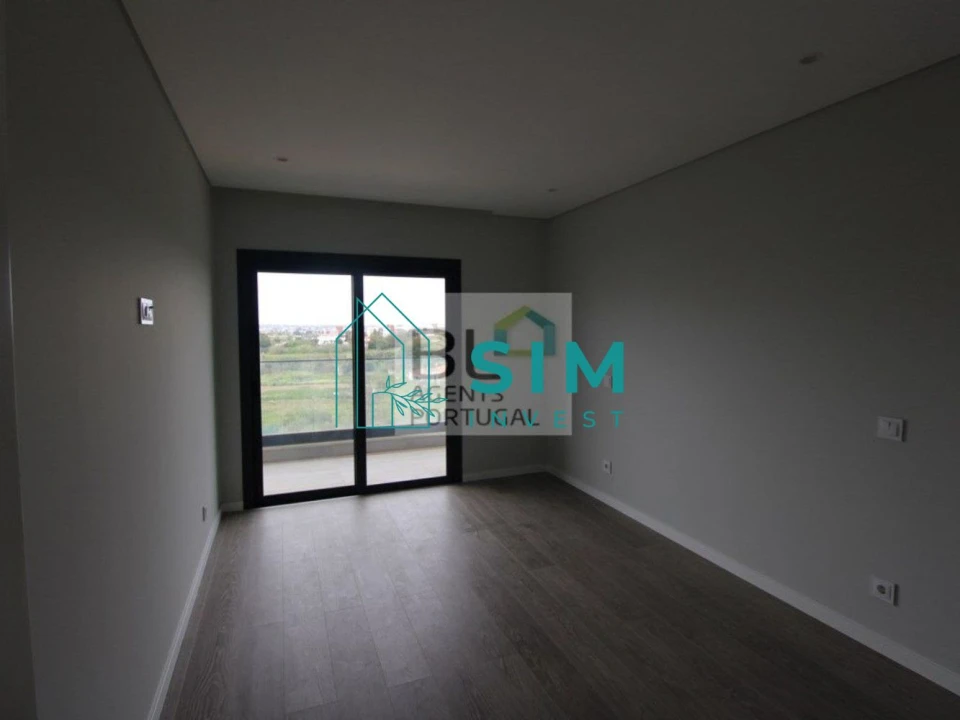 Apartamento T3 para Venda em Montenegro Foto 17