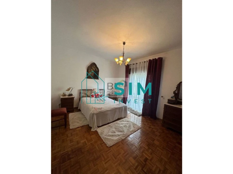 Moradia T4 para Venda em Loule (São Sebastião) Foto 29