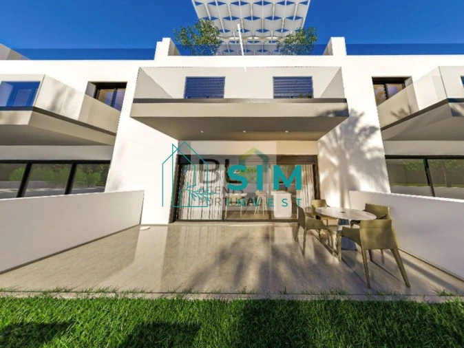 Moradia T4 para Venda em Alvor Foto 4