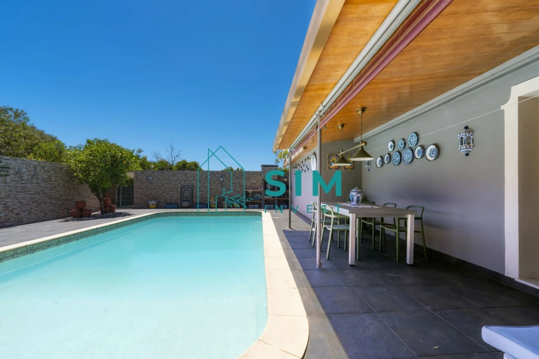 Moradia T6 para Venda em Almancil Foto 4