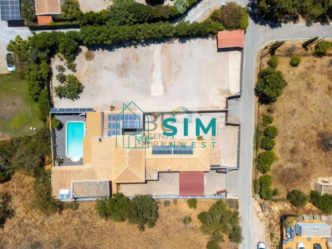 Moradia T6 para Venda em Almancil Foto 64