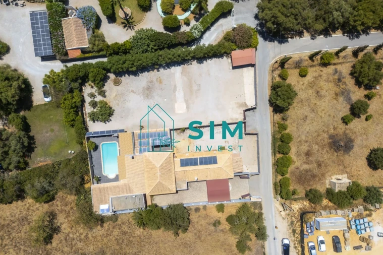 Moradia T6 para Venda em Almancil Foto 71