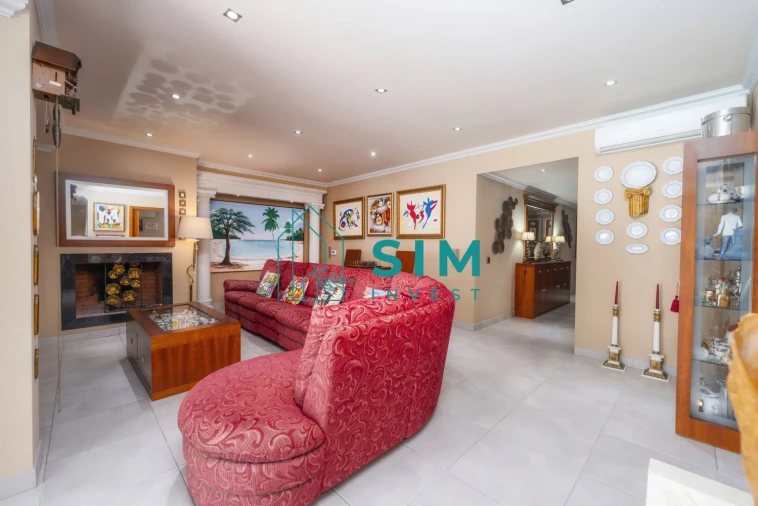 Moradia T6 para Venda em Almancil Foto 19