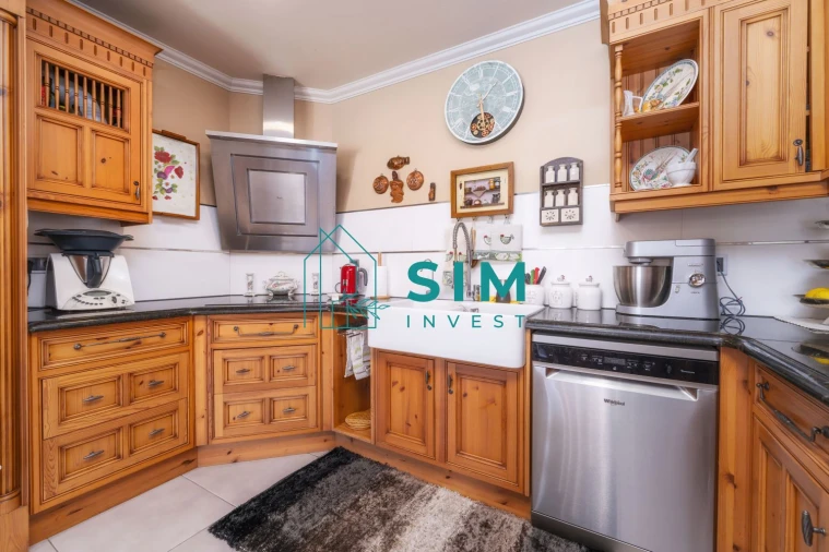 Moradia T6 para Venda em Almancil Foto 16