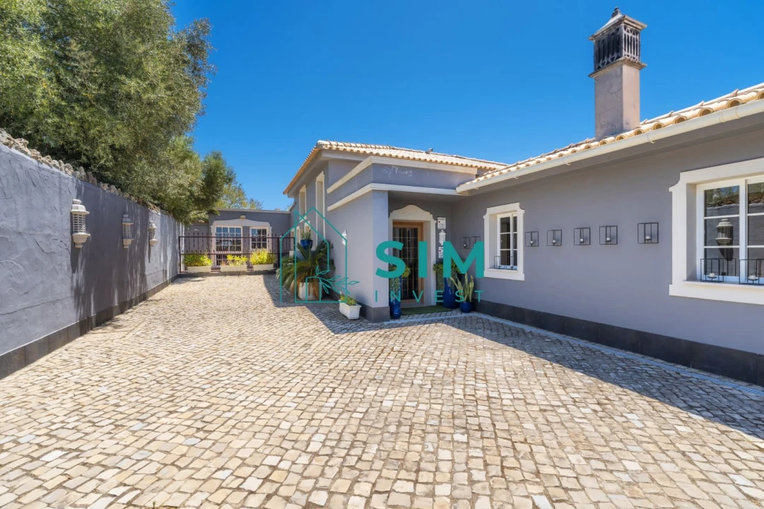 Moradia T6 para Venda em Almancil Foto 58