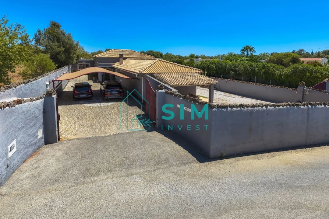 Moradia T6 para Venda em Almancil Foto 63