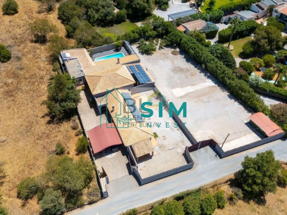 Moradia T6 para Venda em Almancil Foto 60