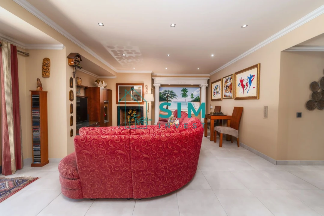 Moradia T6 para Venda em Almancil Foto 22