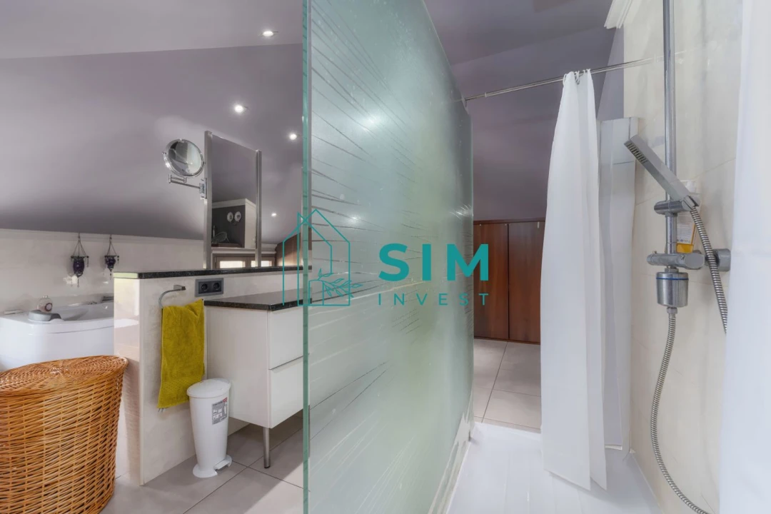 Moradia T6 para Venda em Almancil Foto 38