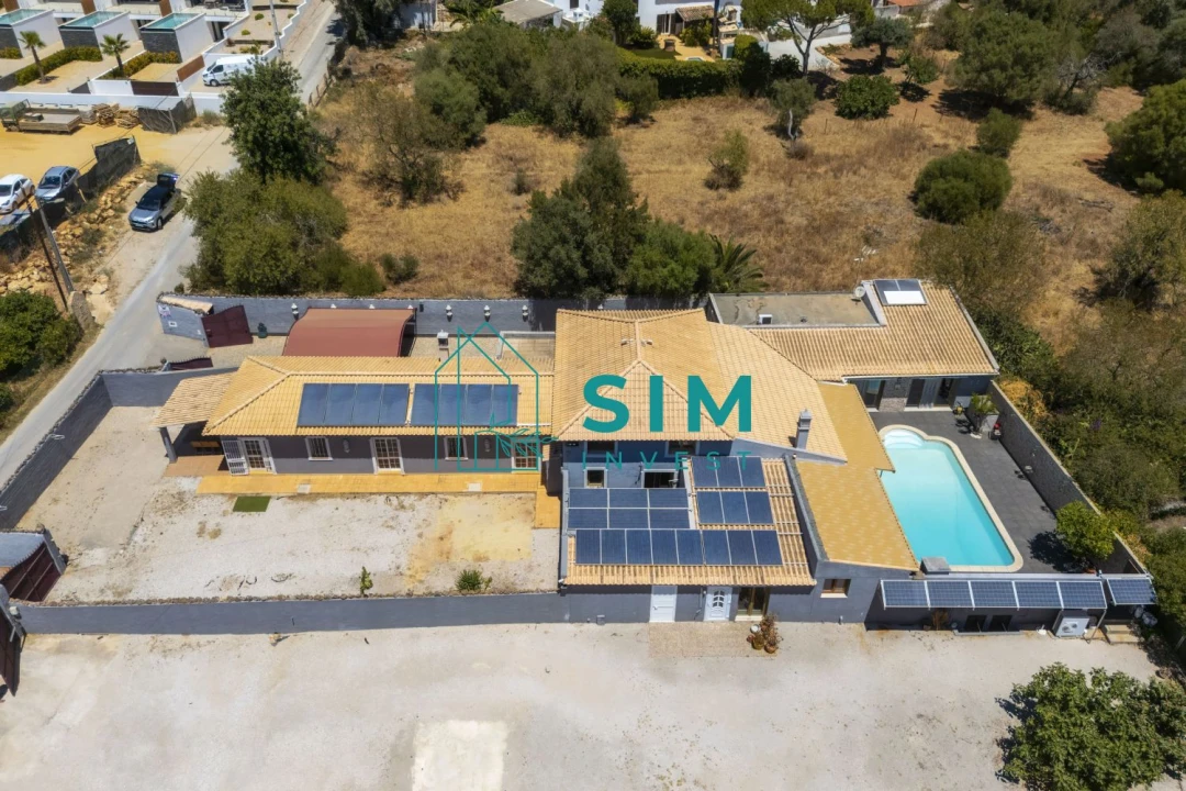 Moradia T6 para Venda em Almancil Foto 69