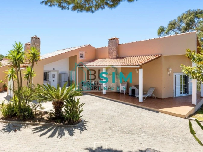 Moradia T5 para Venda em Sesimbra (Castelo) Foto 2