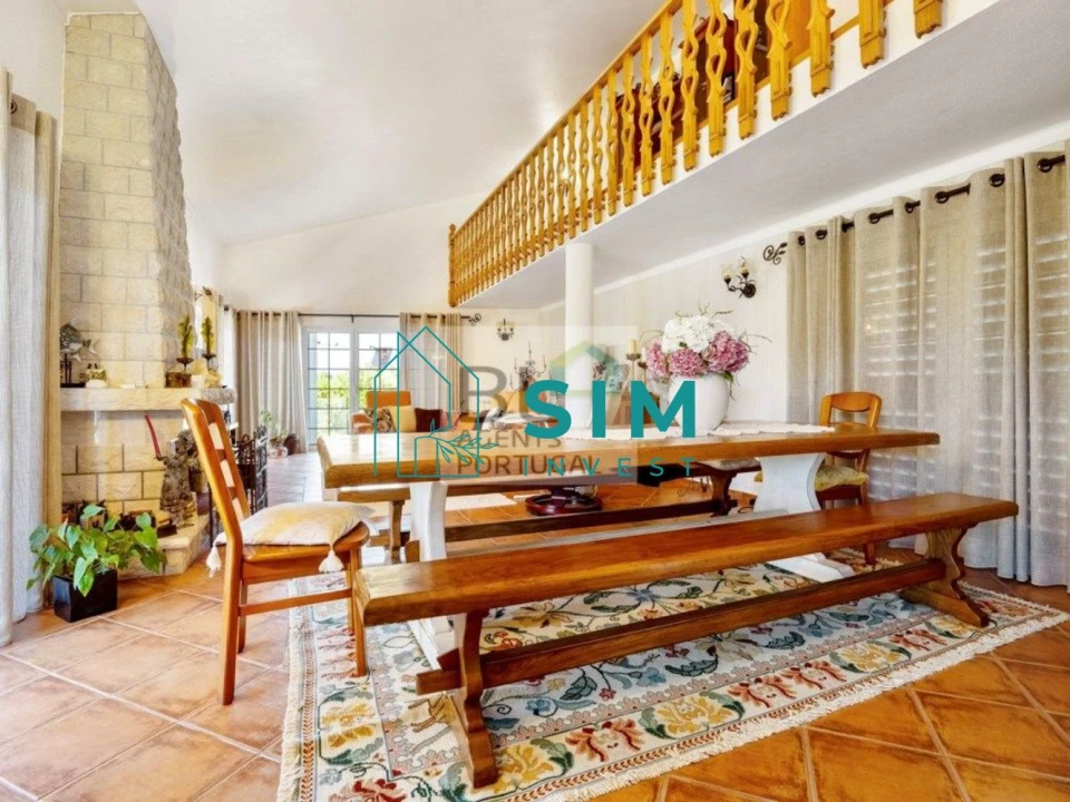 Moradia T5 para Venda em Sesimbra (Castelo) Foto 12