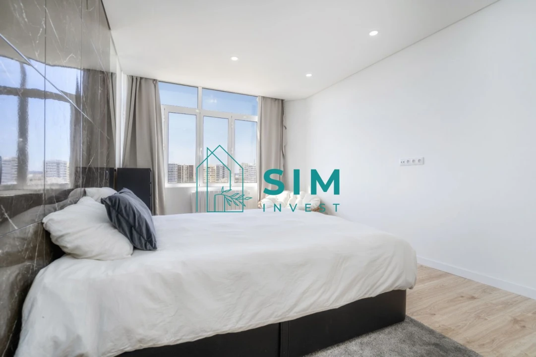 Apartamento T3 para Venda em Faro (Sé e São Pedro) Foto 2