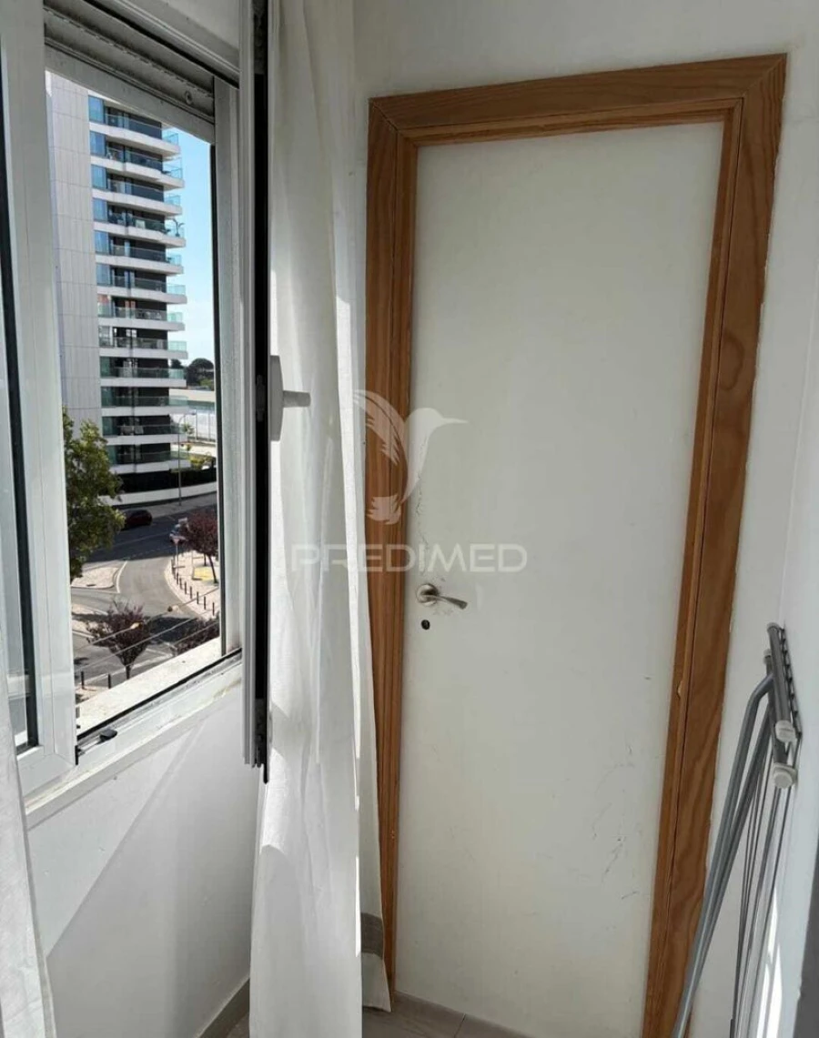 Apartamento T3 para Venda em Algés, Linda-A-Velha e Cruz Quebrada-Dafundo Foto 7